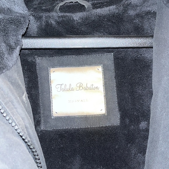 Aritzia parka XXS - Picture 2 of 2